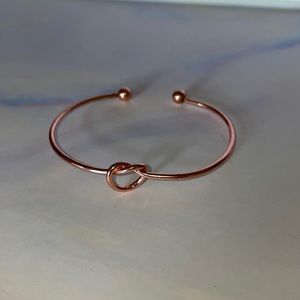 Rose gold tie the knot bracelet
